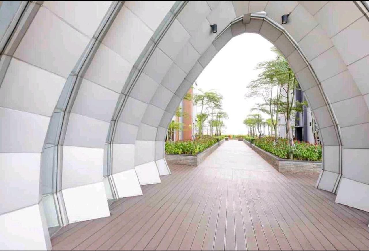 Studio Sea View Apartment At Gold Coast Pik By Mysweethome Jakarta Luaran gambar
