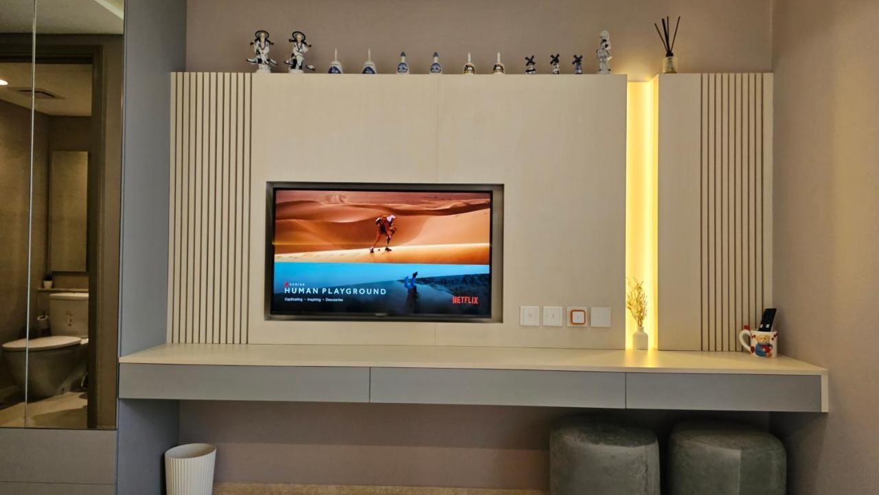 Studio Sea View Apartment At Gold Coast Pik By Mysweethome Jakarta Luaran gambar
